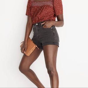 Madewell Curvy High-Rise Shorts In Lunar Wash